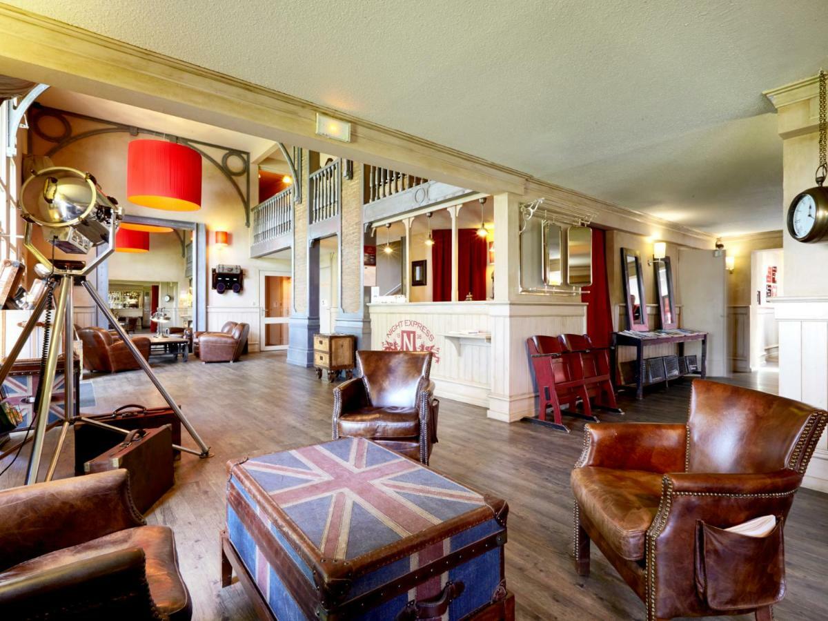 Brit Hotel Essentiel Cholet Ngoại thất bức ảnh